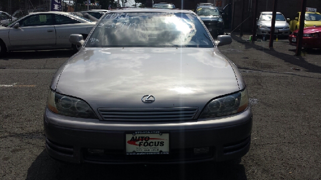 1996 Lexus ES 300 Base