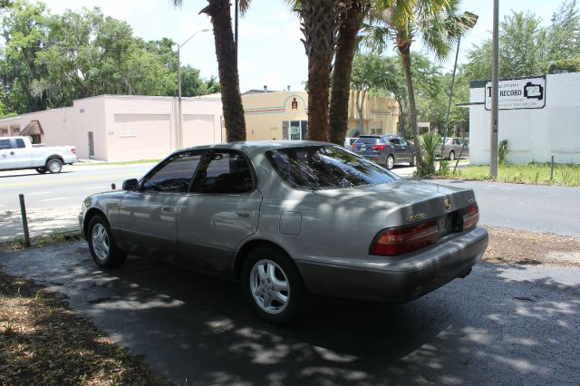 1996 Lexus ES 300 Base