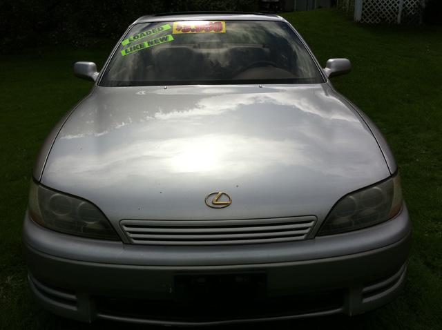 1996 Lexus ES 300 Base