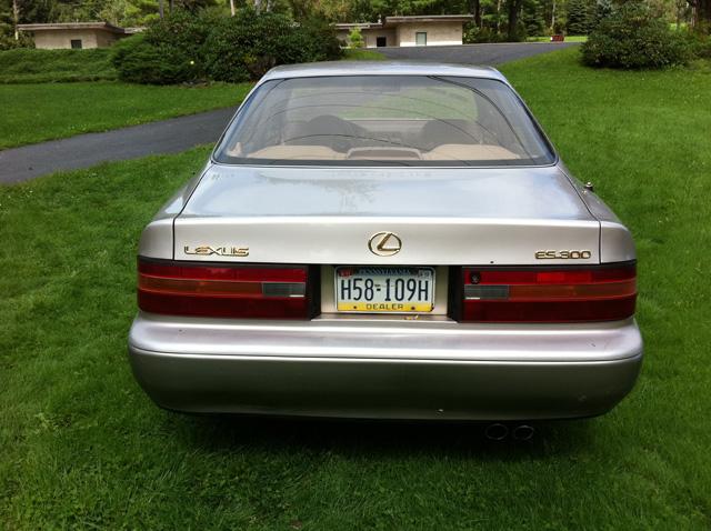 1996 Lexus ES 300 Base