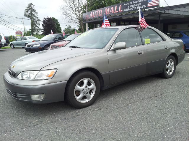 1997 Lexus ES 300 Base