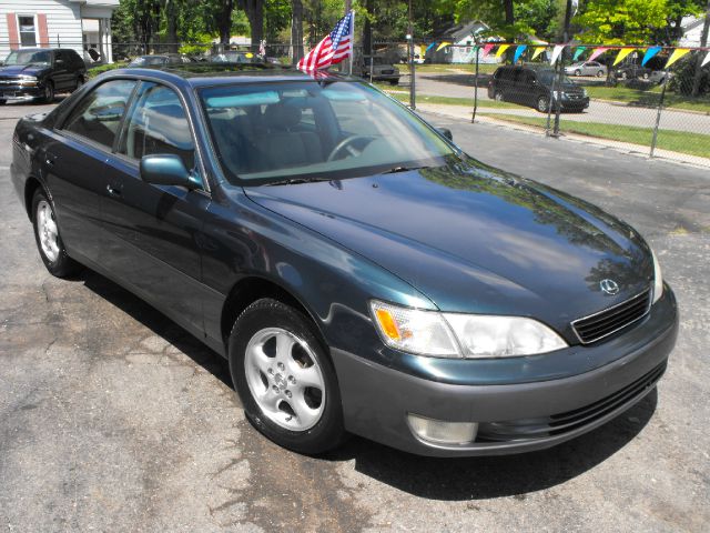 1997 Lexus ES 300 Base