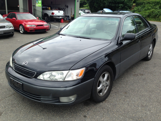 1997 Lexus ES 300 Base