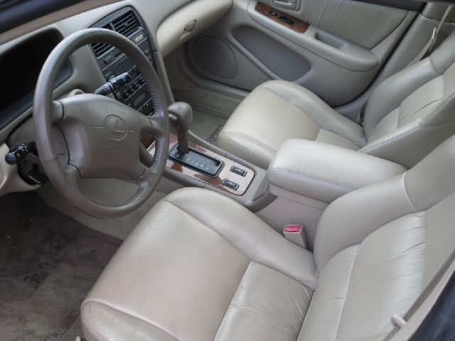 1997 Lexus ES 300 Base