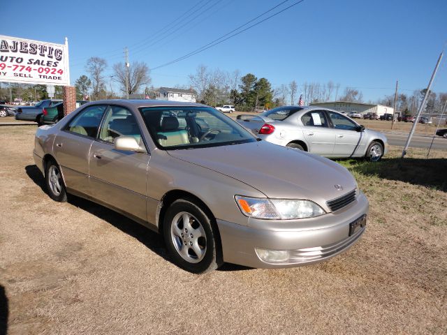 1998 Lexus ES 300 Base