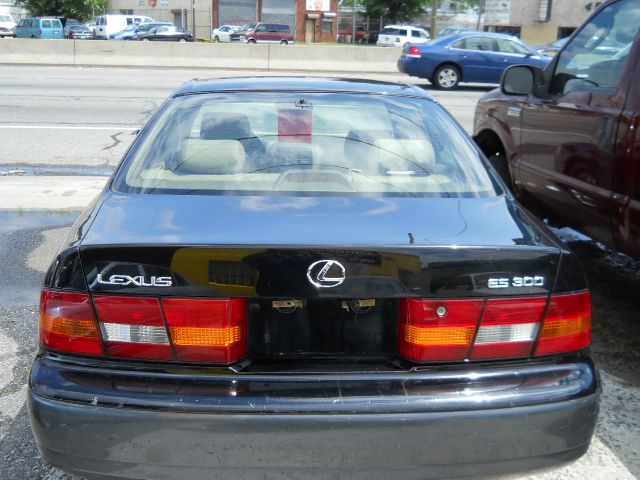 1998 Lexus ES 300 Base