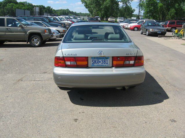 1998 Lexus ES 300 Base