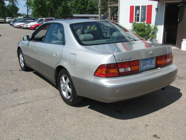 1998 Lexus ES 300 Base