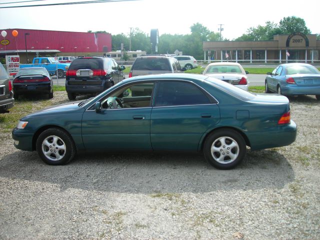 1998 Lexus ES 300 Base