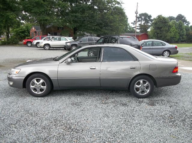 1998 Lexus ES 300 Base