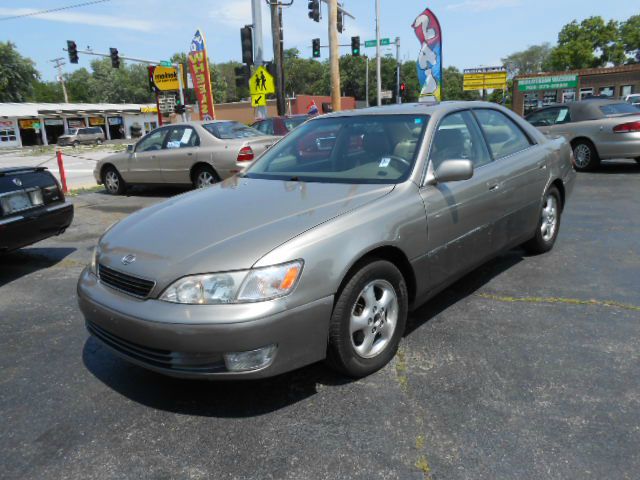 1999 Lexus ES 300 Base