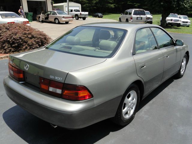 1999 Lexus ES 300 Unknown