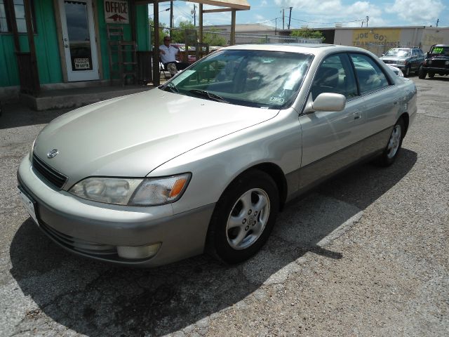 1999 Lexus ES 300 Unknown