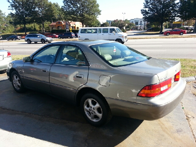 1999 Lexus ES 300 Unknown