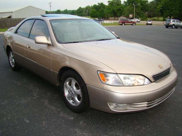 1999 Lexus ES 300 Base