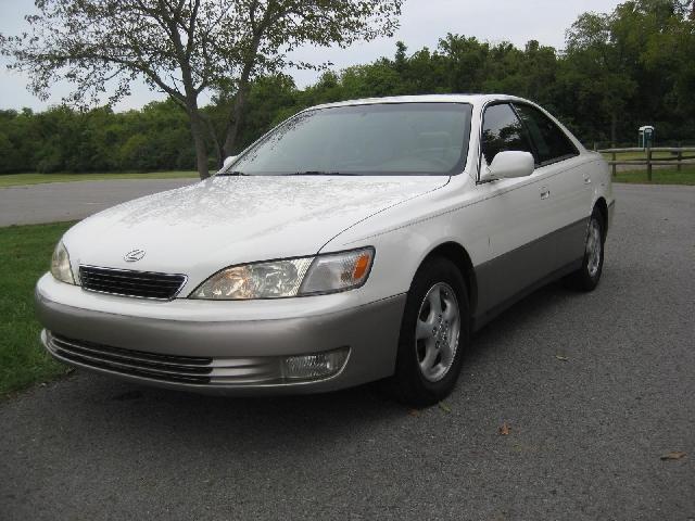 1999 Lexus ES 300 Base