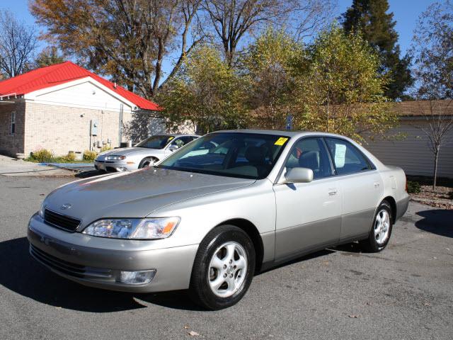 1999 Lexus ES 300 Unknown