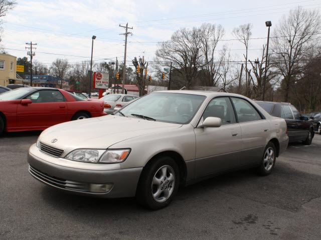 1999 Lexus ES 300 Unknown