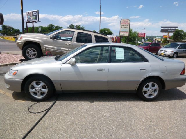 1999 Lexus ES 300 Unknown