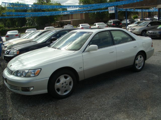 2000 Lexus ES 300 Unknown