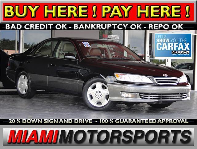 2000 Lexus ES 300 2