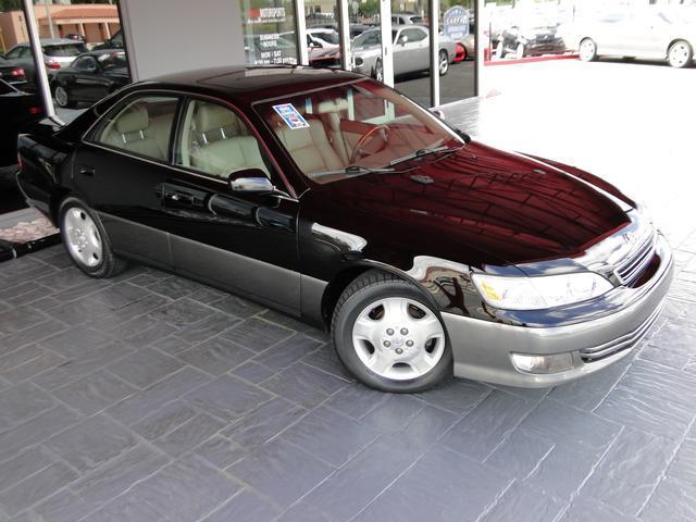 2000 Lexus ES 300 2