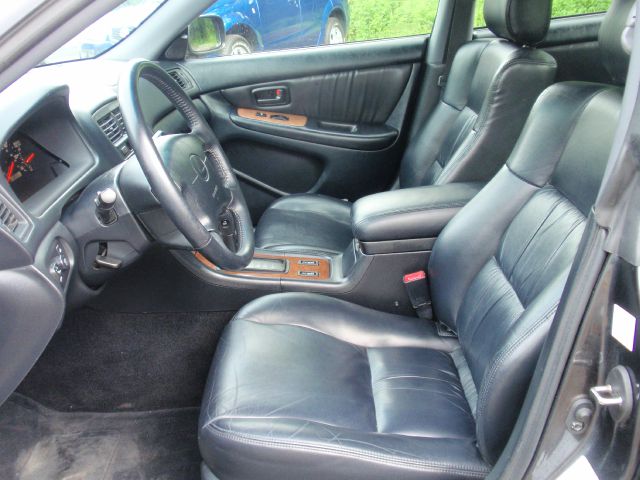 2000 Lexus ES 300 Base