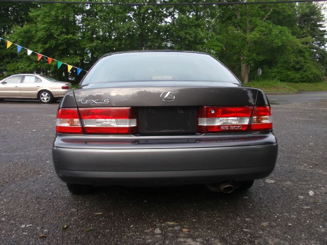 2000 Lexus ES 300 Base