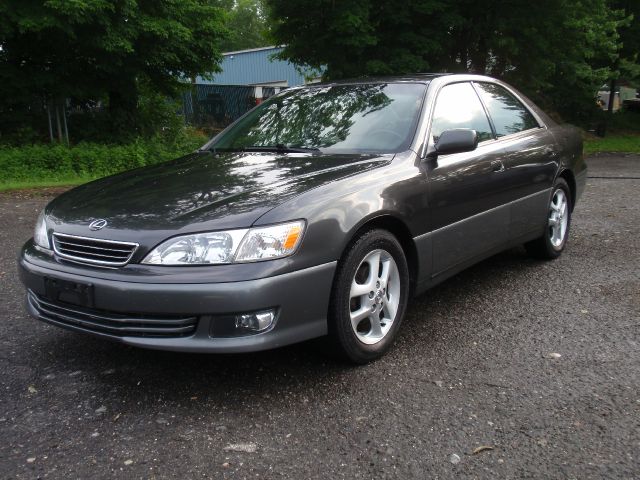 2000 Lexus ES 300 Base