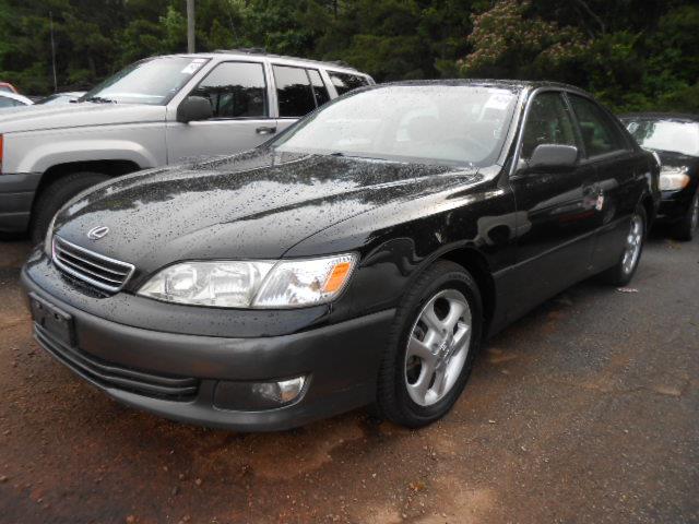 2000 Lexus ES 300 Base