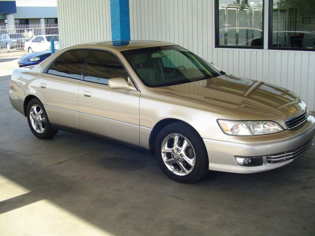 2000 Lexus ES 300 Unknown