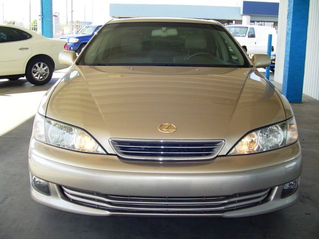 2000 Lexus ES 300 Unknown