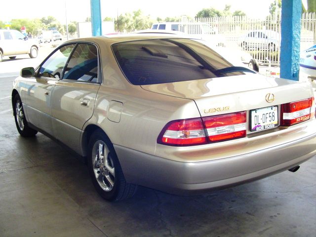 2000 Lexus ES 300 Unknown