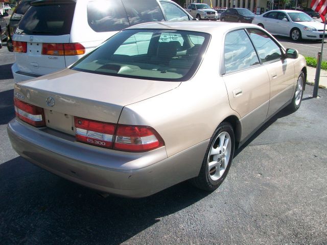 2000 Lexus ES 300 Unknown