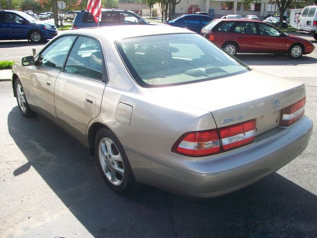 2000 Lexus ES 300 Unknown