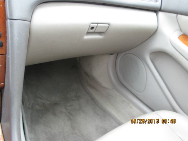 2000 Lexus ES 300 Base