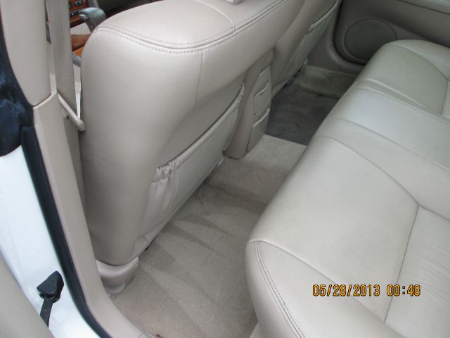 2000 Lexus ES 300 Base