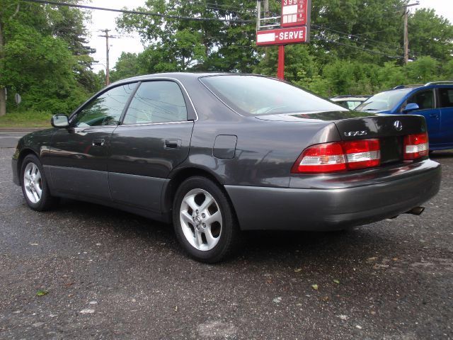 2000 Lexus ES 300 Premium