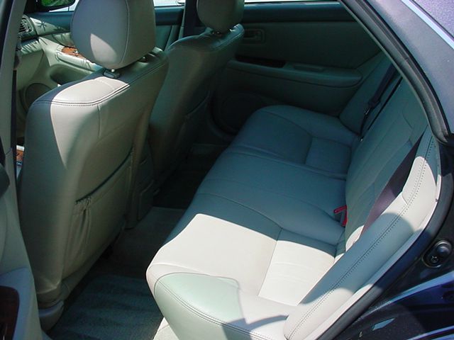 2000 Lexus ES 300 Base