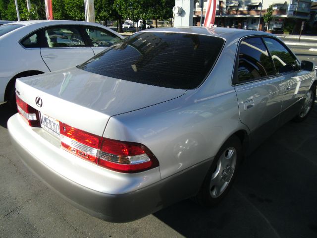 2000 Lexus ES 300 Unknown