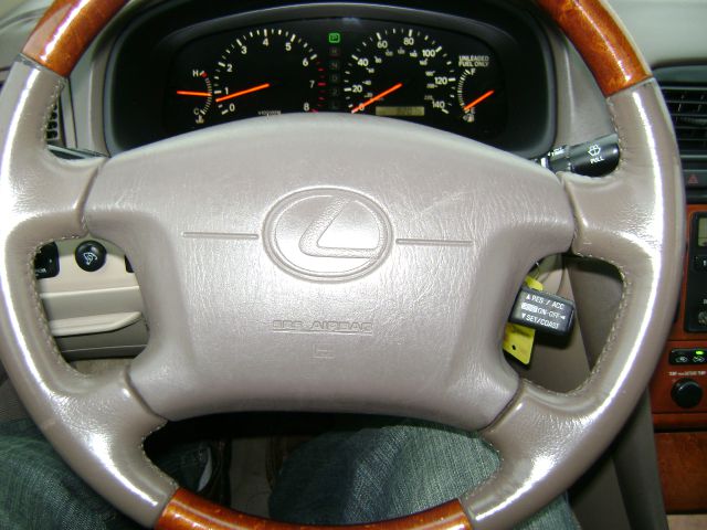 2000 Lexus ES 300 Base