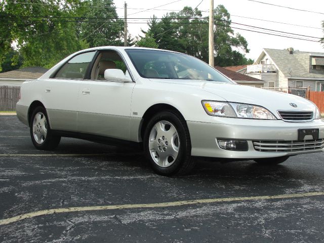 2000 Lexus ES 300 Base