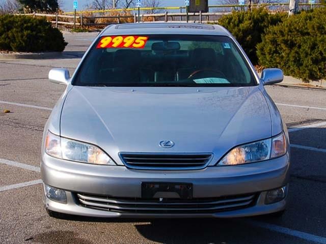 2001 Lexus ES 300 5-door Liftback