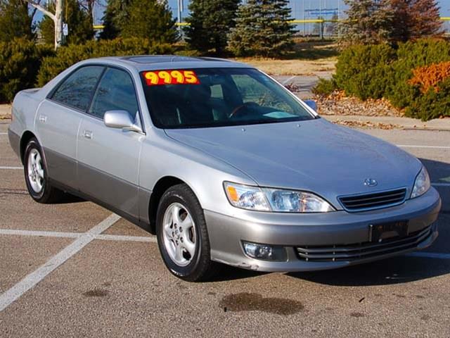 2001 Lexus ES 300 5-door Liftback