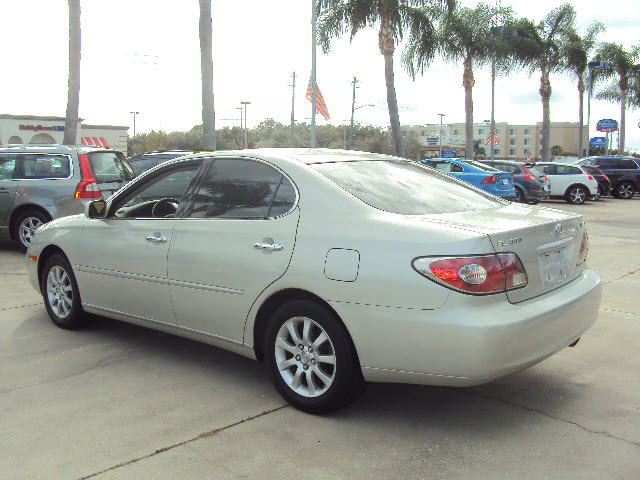 2002 Lexus ES 300 Base