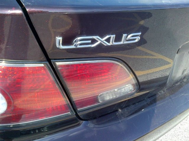 2002 Lexus ES 300 Base