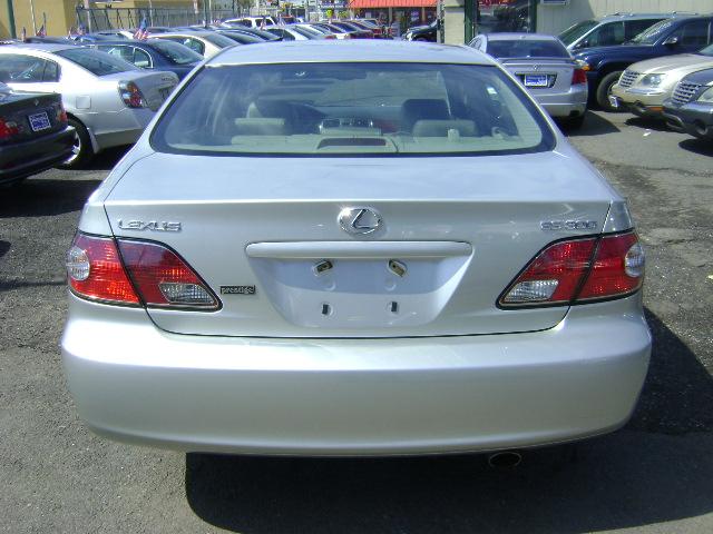 2003 Lexus ES 300 Base