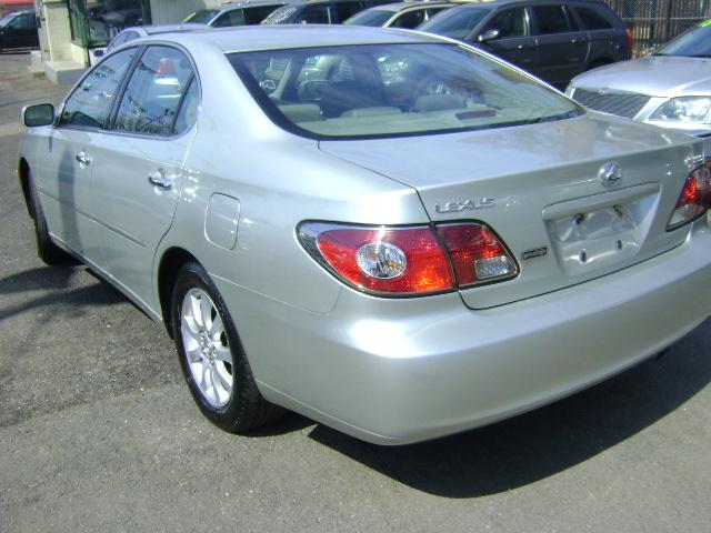 2003 Lexus ES 300 Base