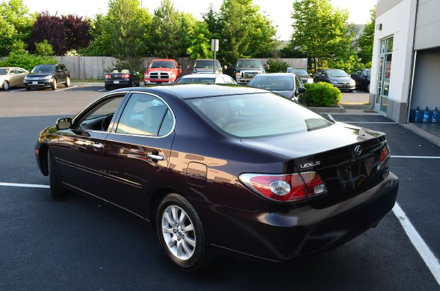 2004 Lexus ES 330 Base