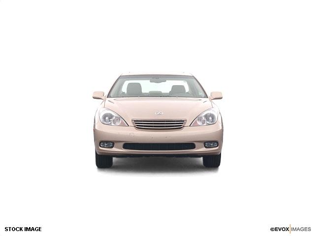 2004 Lexus ES 330 Pickup 2D 6 Ft